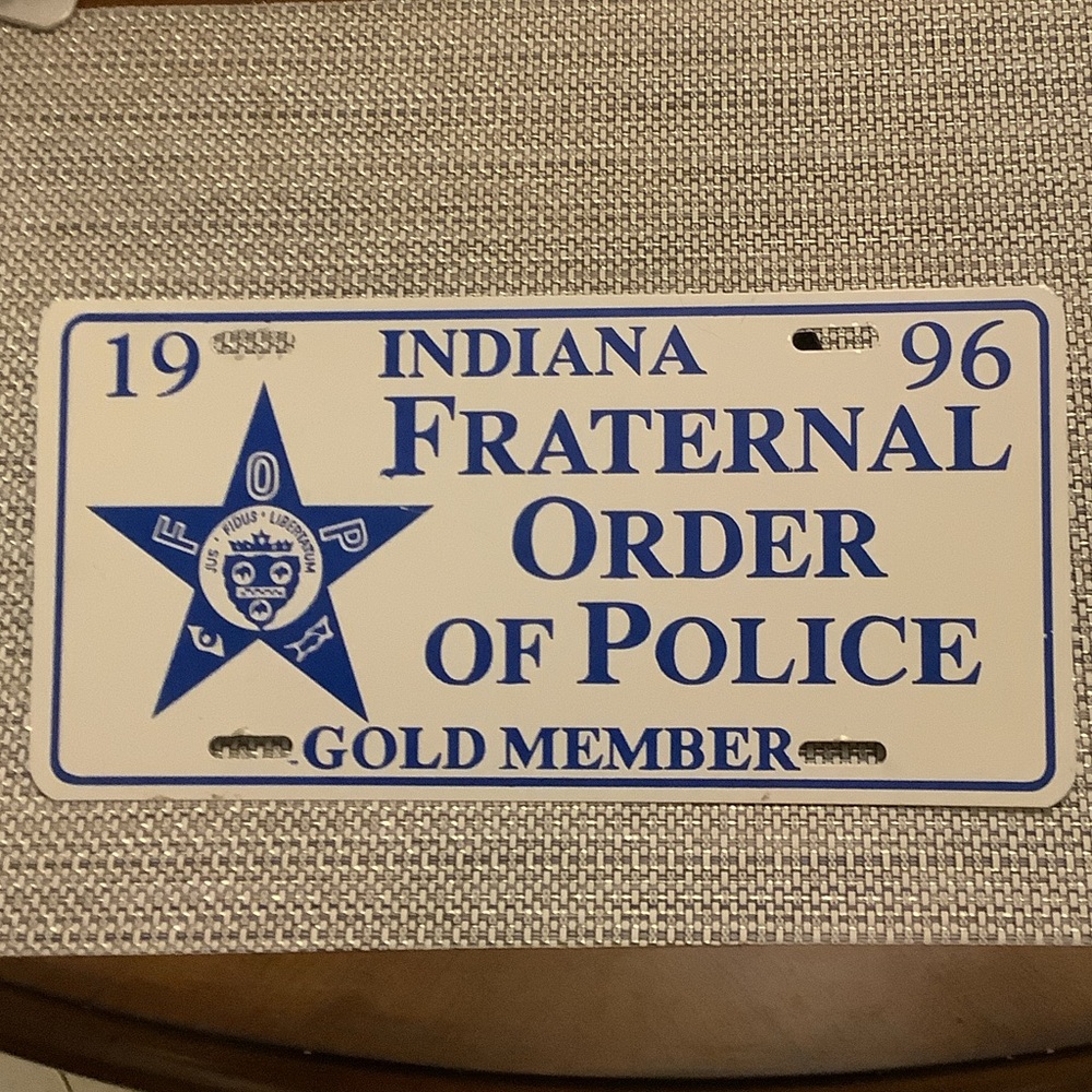 Indiana Fraternal Order of Police Gold Member Plate